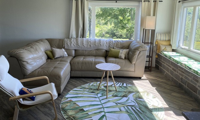 Caroline Casa | Easy Street Inn: a family-friendly home with beautiful views
