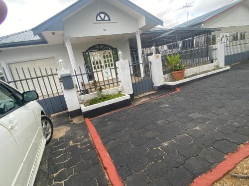 Suriname Casa | Easygoing