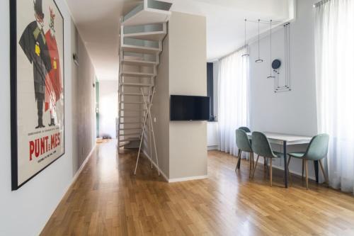 Tricolore Apartamento | Easylife - Oasi con balcone in the center