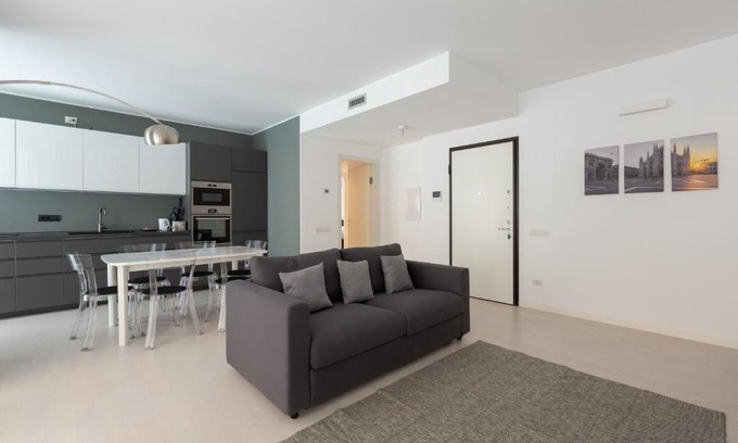 Varesine Apartamento | EasyTopStay - Porta Nuova Bright and Roomy Flat