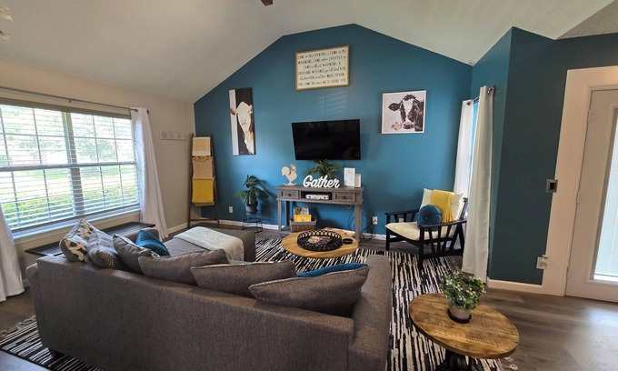 Pooler Casa | Eat, sleep, relax in Pooler