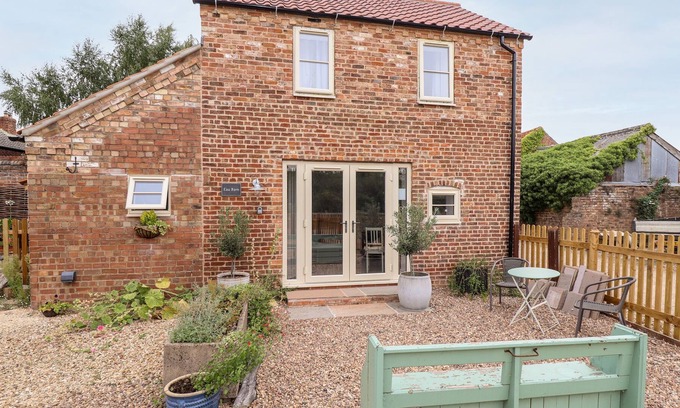 Pointon Cabaña | EAU BARN, romantic, character holiday cottage in Billingborough