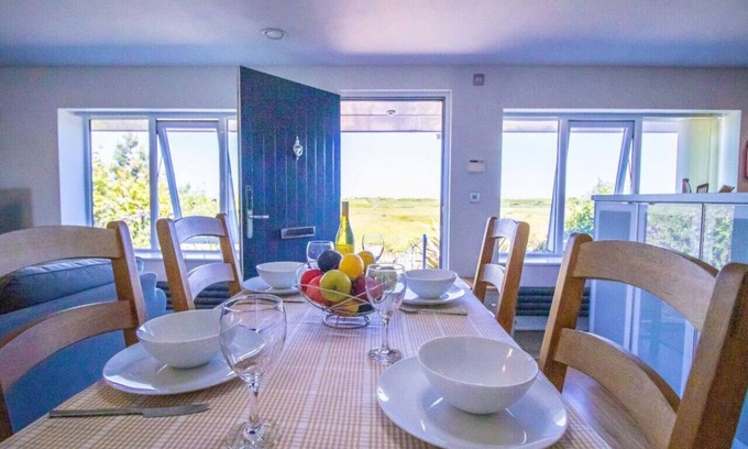 Icklesham Cabaña | Ebb n Flow – Close to Beach – Winchelsea Beach