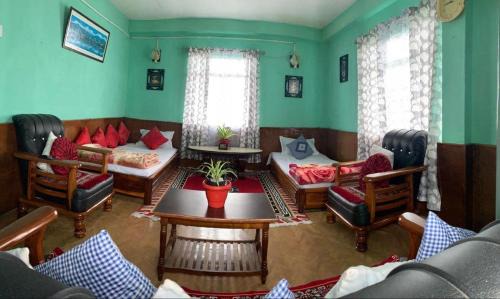 Karsiyang Casa | Ebi's Homestay