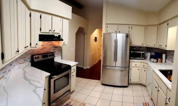 Candler Casa | Eclectic Ranch Style Home - Sleeps 12