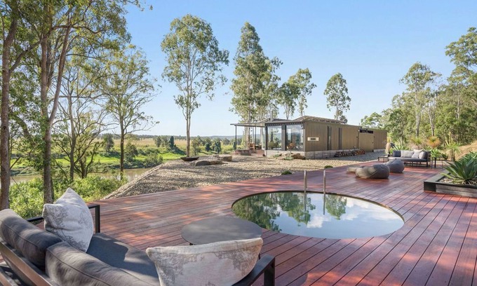 Alice Casa | Eco-Friendly Luxury Riverside Escape with Panoramic Views