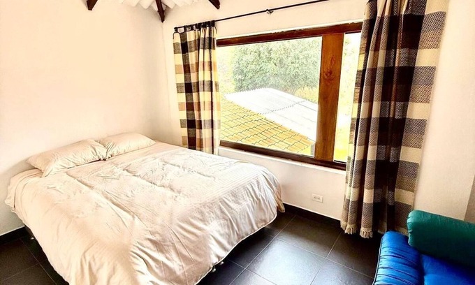 Villa de Leyva Apartamento | Eco parque Xie- Habitacion familiar con acceso a lago natural
