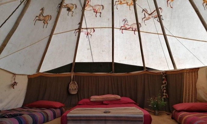 Totnes Cabina | Eco Project Tipi at Permaculture Land