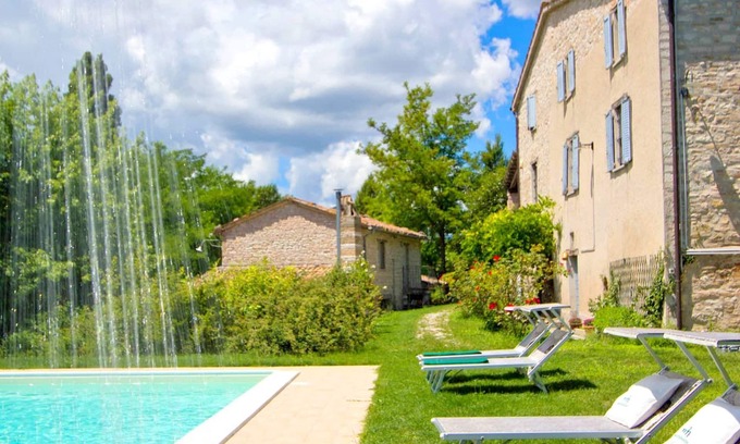 Acqualagna Casa | Casa en Acqualagna con Piscina y Naturaleza