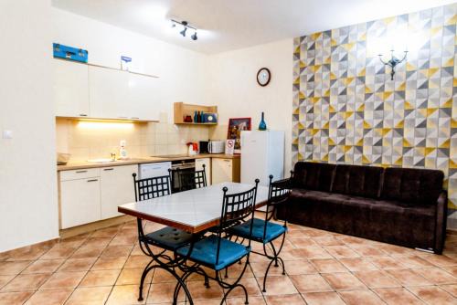 Mosonmagyarovar Apartamento | Eco-Stúdió