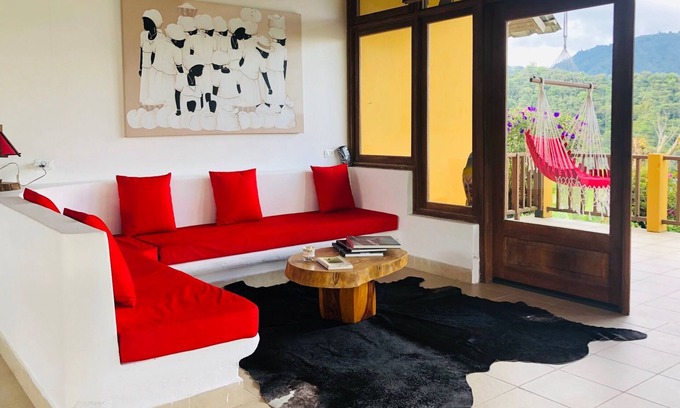 Nanegalito Casa | Ecollacta - Elegantes casas en exclusiva propiedad ecológica