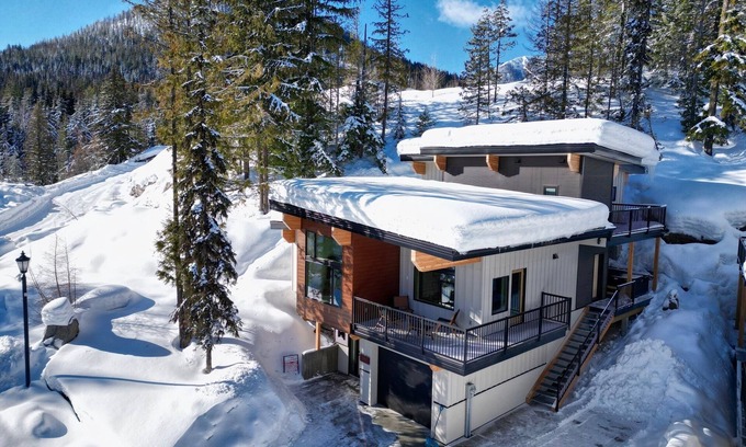 Rossland Apartamento | EcoLuxury Suite - 2 mins to Red Ski Resort Rossland BC