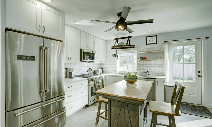 Franklin to the Fort Casa | EcoMidtownChaletBrooklinenSheetsPrivtPrkgFencedYrd