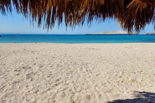 Pichilingue Hotel | Econo Beach Cantamar