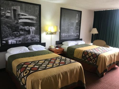 Erie Cabina | Econo Lodge Erie near Casino
