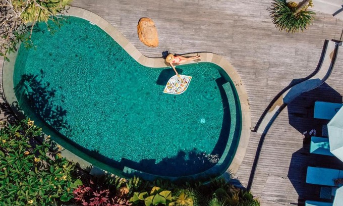 Batu Bolong Hotel | Ecozy Dijiwa Canggu