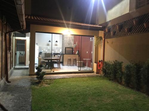 Varzea do Ranchinho Casa | Edícula - Residência Mello Silva