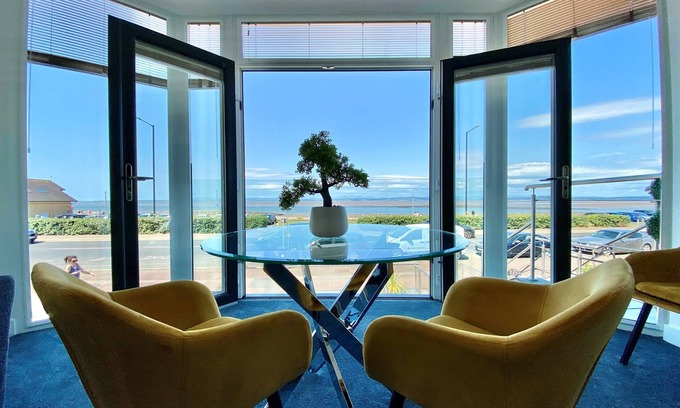 Morecambe Apartamento | Eden Escapes Serviced Apartments