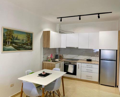 Shkembi i Kavajes Apartamento | Eden Home 2