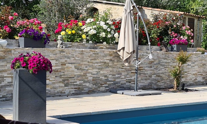 Fuveau Villa | EDEN HOUSE 250 m2, 4 bdrms 4 bathrms, private swimming pool, enclosed garden 4000 m2, parking lot