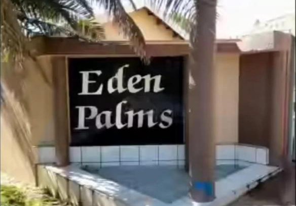 Palm Beach Chalet De Esquí | Eden Palms