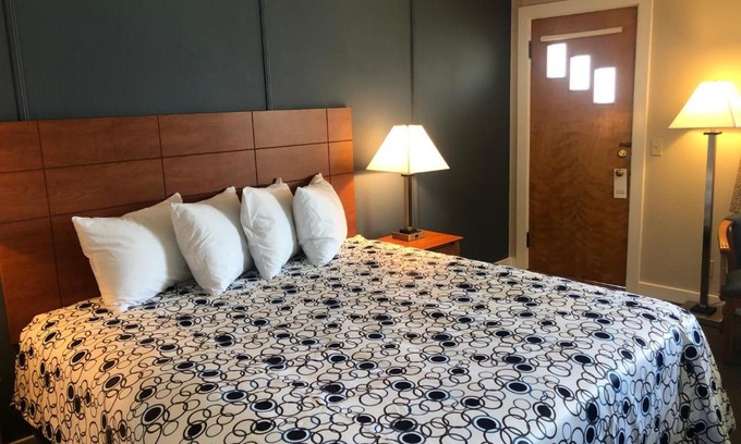 Bar Harbor Hotel | Edenbrook Motel
