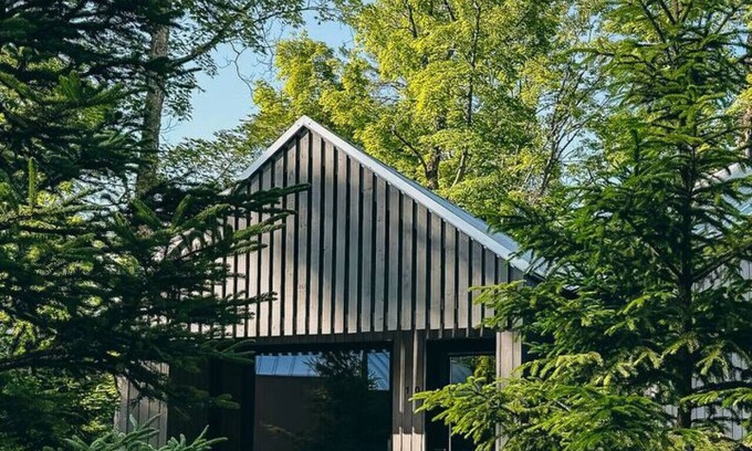 Algonquin Highlands Cabina | Edge of Stillness at Dimensions | Cabin Seventeen