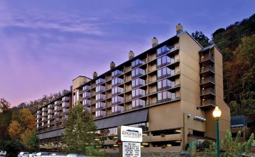 Gatlinburg Hotel | Edgewater Hotel and Conference Center