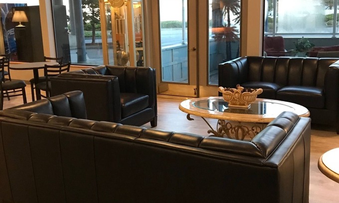 Coos Bay Hotel | Edgewater Inn and Suites, Ascend Hotel Collection