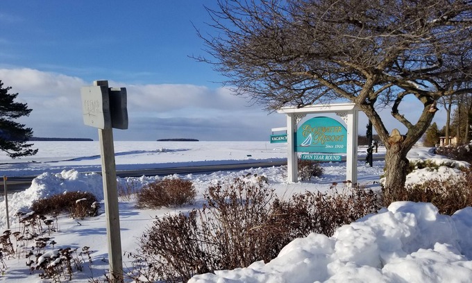 Ephraim Hotel | Edgewater Resort