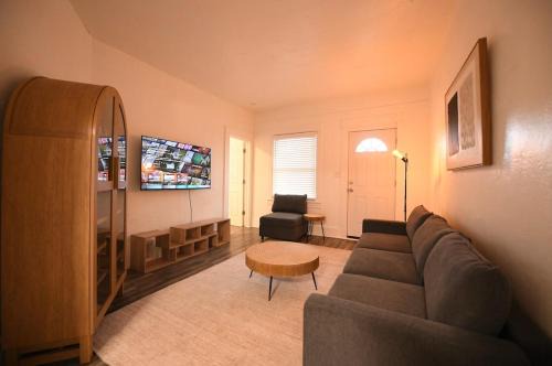 Detroit - Shoreway Apartamento | Edgewater Stay on W78th