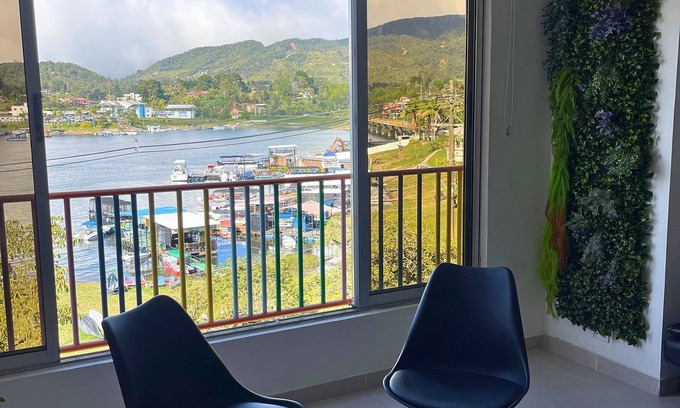 Guatape Apartamento | Edificio Avenida Malecon