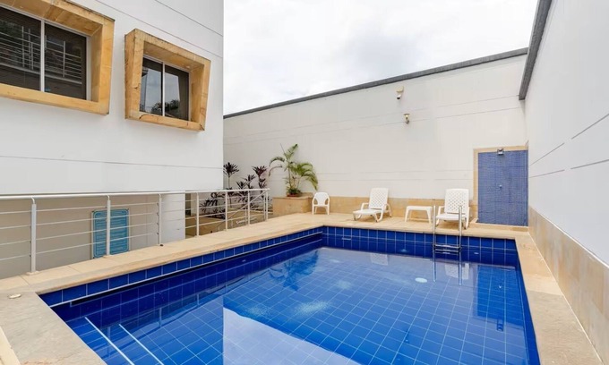 Campestre Apartamento | Edificio Fence Real
