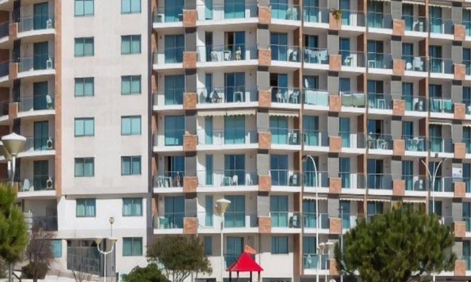 Vila Real Santo Antonio Hotel | Edificio Monte Gordo Plaza