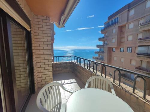 Oropesa del Mar Apartamento | EDIFICIO SOLIMAR en playa Morro de Gos