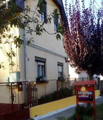 Balatonszentgyoergy Casa | Edit Vendégház Balatonszentgyörgy
