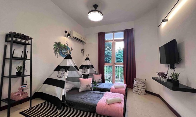 Batu Ferringhi Apartamento | EE's Seaside House - Homestay 3 min walk to beach