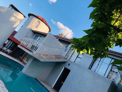 Bayswater Casa | Eeufees Guesthouse