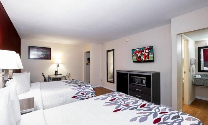 Houston Hotel | Efficient Comfort Close to Houston's Attractions, Perfect for Budget Travelers