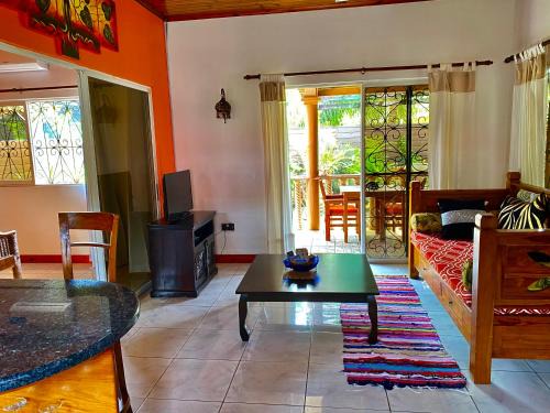 Zig Zag Ward Apartamento | Effie Mountain View coco villa