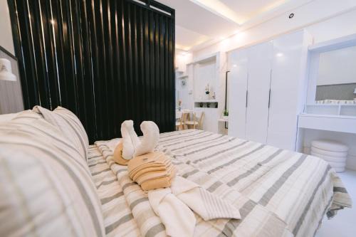 Basak Apartamento | EGB Royal Oceancrest Mactan