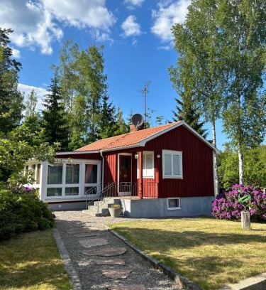 Urshult Casa | Egen stuga nära Åsnen, Tallbacken