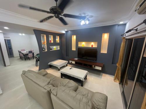 Johor Bahru Casa | Ehsan Jaya IKEA Toppen near PeiKin Long Sing YiJia Restaurant
