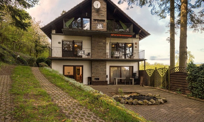 Immerath Casa | Eifelnatur (Haus 1) by Interhome