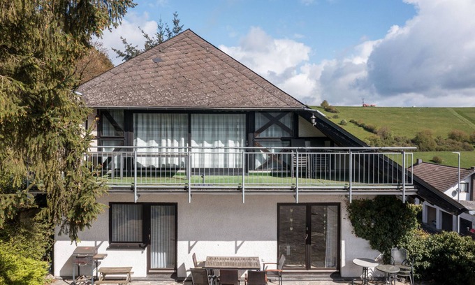 Immerath Casa | Eifelnatur (Haus 2) by Interhome