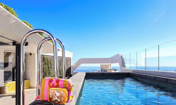 Three Anchor Bay Apartamento | EIGHTY2 ON M - Fluent Serviced Apartments