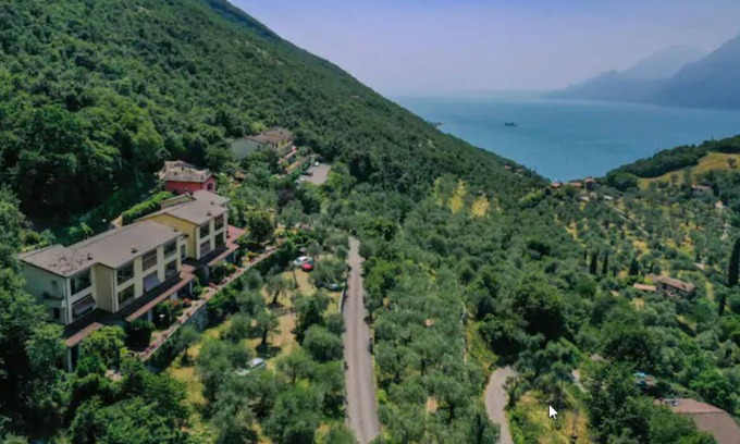 Malcesine Complejo | Ein Appartement mit Pool und Panoramablick auf den See, in Malcesine am Gardasee