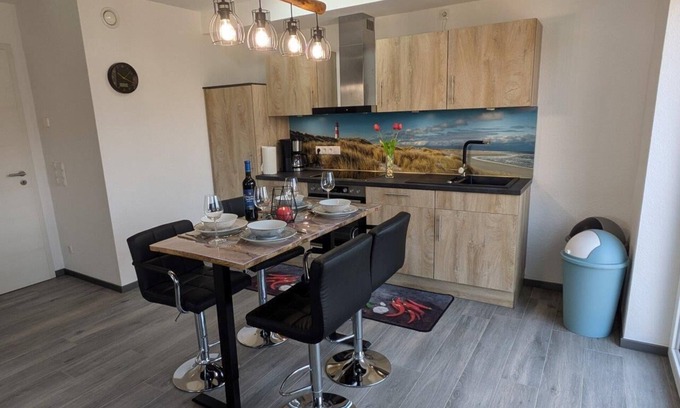 Schweiburg Apartamento | Eingerichtete Neubauwohnung in Schweiburg mit Nähe zum Jaderpark und Nordsee