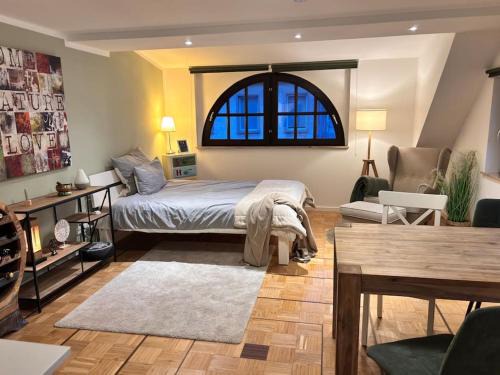 Neu-Isenburg Apartamento | Einzigartig nahe Frankfurt!