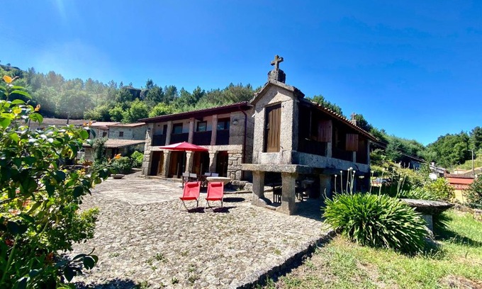 Campo de Gerez Casa | Eira do Carvalhal country house